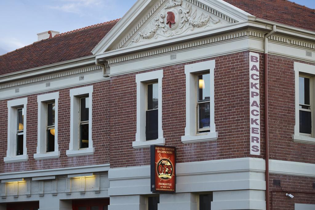 Хостел Old Fire Station Backpackers Перт Экстерьер фото